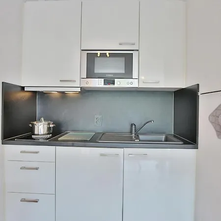 Haus Ludwigstrasse Haus Ludwigstrasse 27 10 公寓